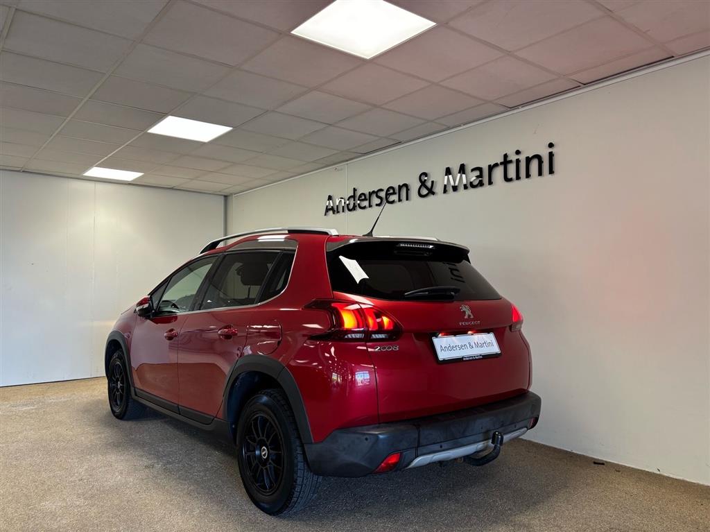Peugeot 2008 1,2 PureTech Exclusive Plus 130HK 5d 6g - Image 3