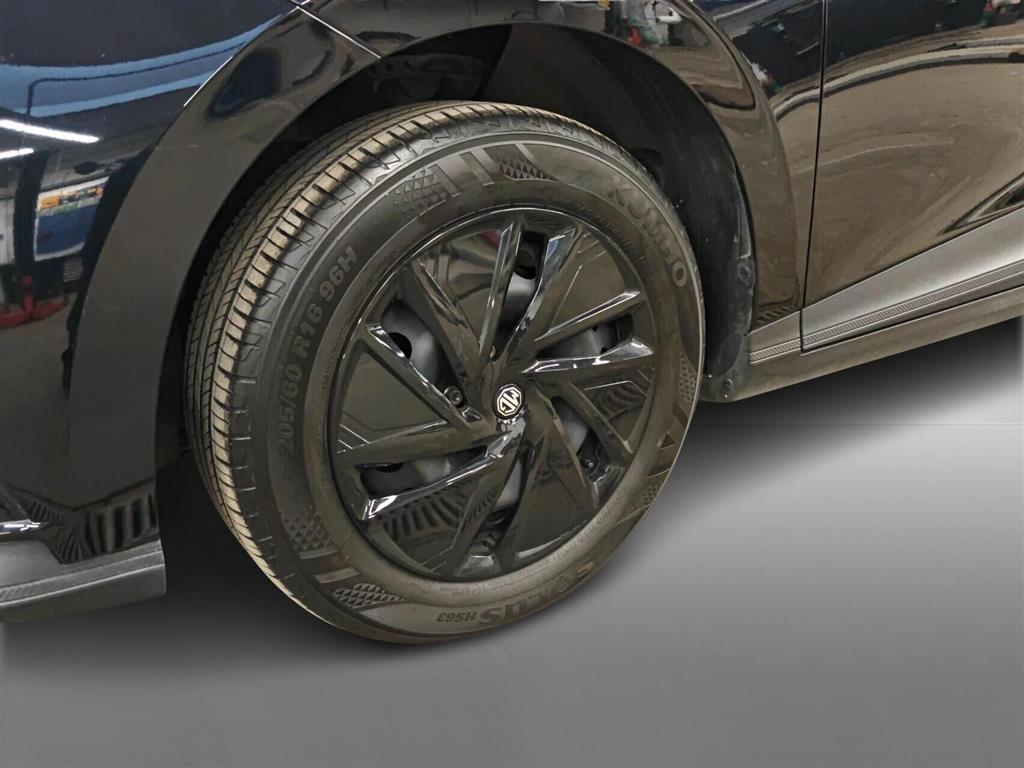MG MG4 Electric EL Standard Range Nordic Edition 170HK 5d Aut. - Image 18