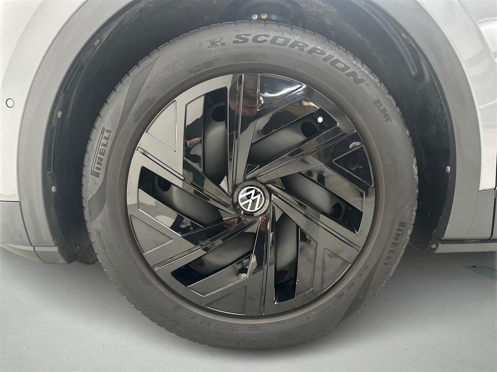 VW ID.4 EL Pro Performance 204HK 5d Aut. - Image 9