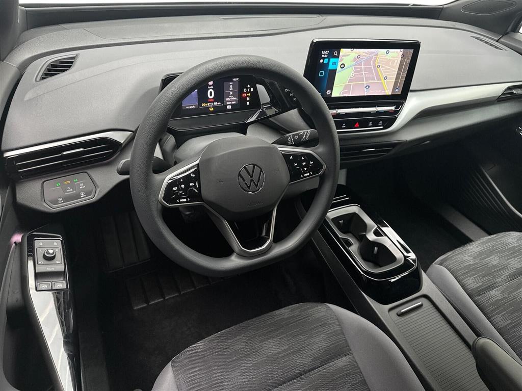 VW ID.4 EL Pro Performance 204HK 5d Aut. - Image 4