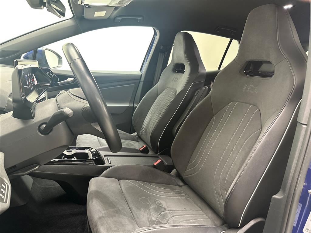 VW ID.4 EL Pro Performance 204HK 5d Aut. - Image 19