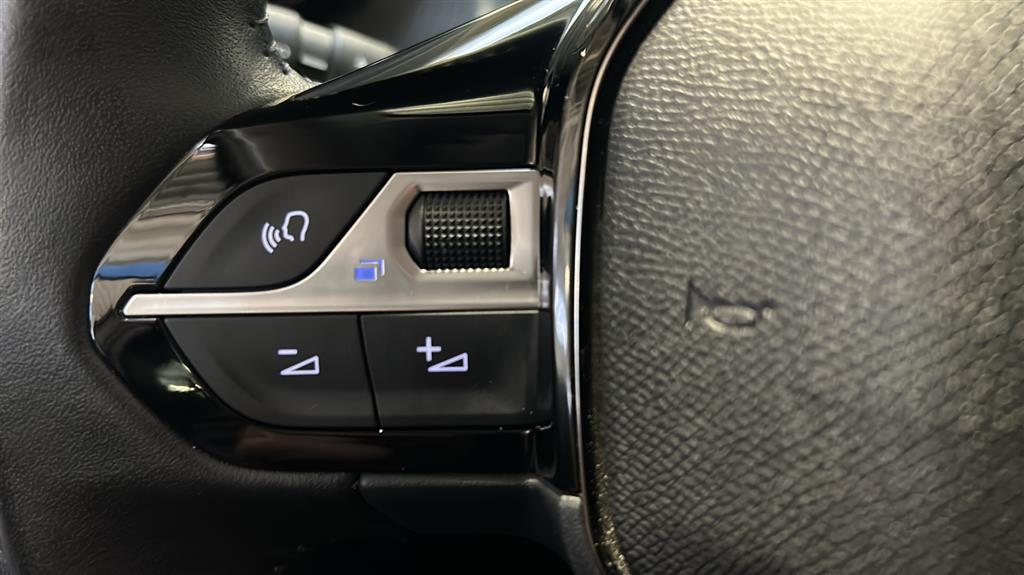 Peugeot e-208 EL Style 136HK 5d Aut. - Image 20