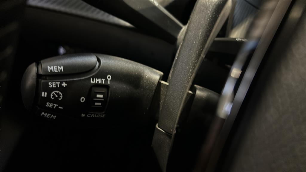 Peugeot e-208 EL Style 136HK 5d Aut. - Image 21