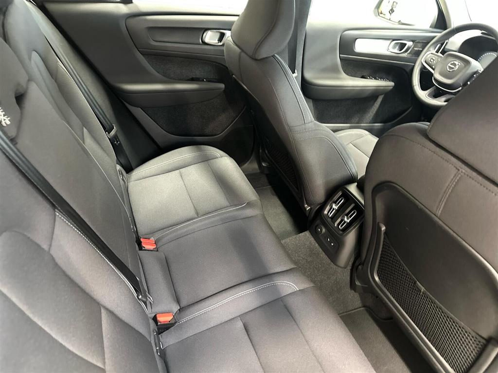 Volvo XC40 1,5 T4 Recharge Plugin-hybrid Inscription Expression 211HK 5d 7g Aut. - Image 13