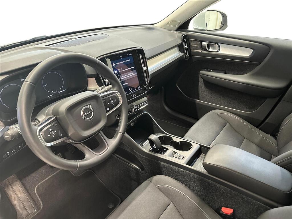 Volvo XC40 1,5 T4 Recharge Plugin-hybrid Inscription Expression 211HK 5d 7g Aut. - Image 3