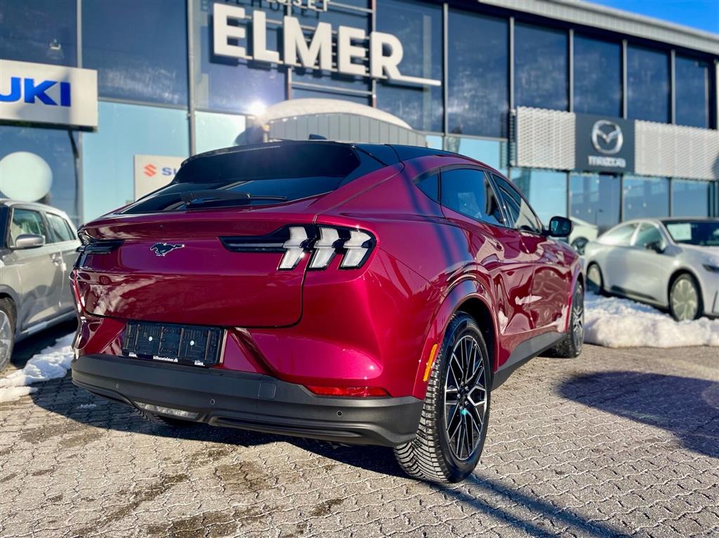 Ford Mustang Mach-E EL UR Premium AWD 375HK 5d Aut. - Image 5