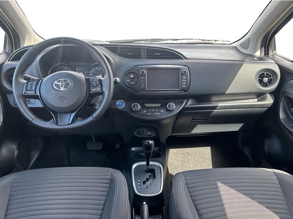 Toyota Yaris 1,5 Hybrid H3 Premiumpakke E-CVT 100HK 5d Trinl. Gear - Image 10