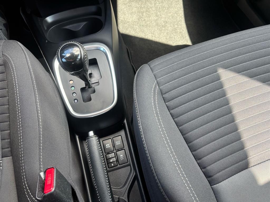 Toyota Yaris 1,5 Hybrid H3 Premiumpakke E-CVT 100HK 5d Trinl. Gear - Image 18