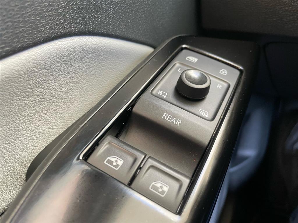 VW ID.3 EL Pro Performance Business 204HK 5d Aut. - Image 15