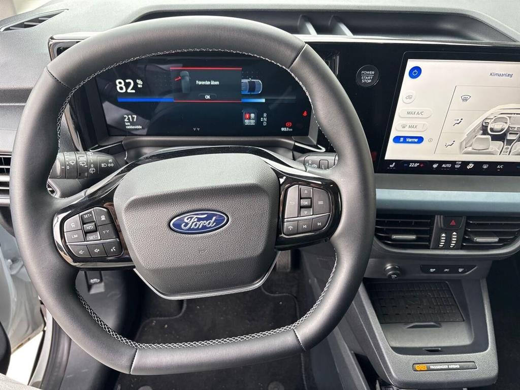 Ford E-Tourneo Courier EL Titanium 136HK Aut. - Image 17