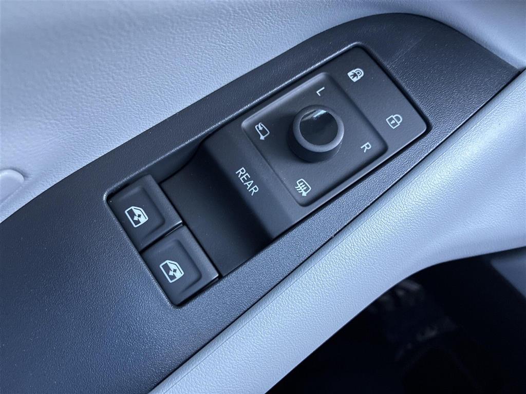 Ford Explorer EL UR Premium RWD 286HK 5d Aut. - Image 15
