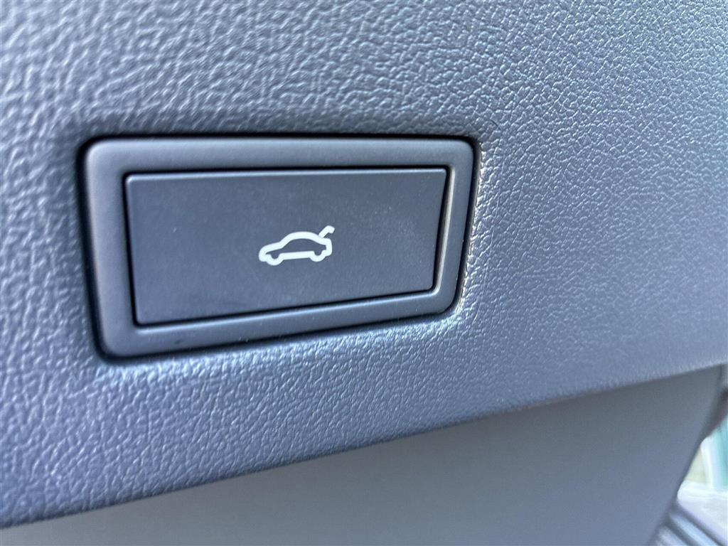 Ford Explorer EL UR Premium RWD 286HK 5d Aut. - Image 17