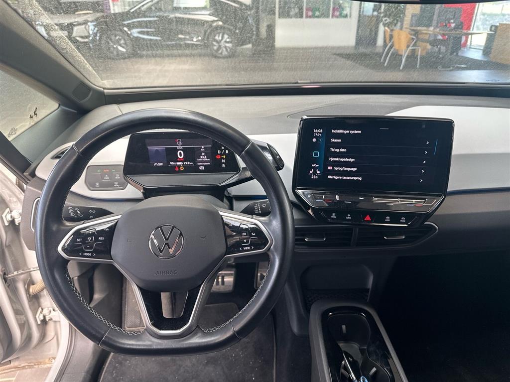 VW ID.3 EL Pro Performance 204HK 5d Aut. - Image 4