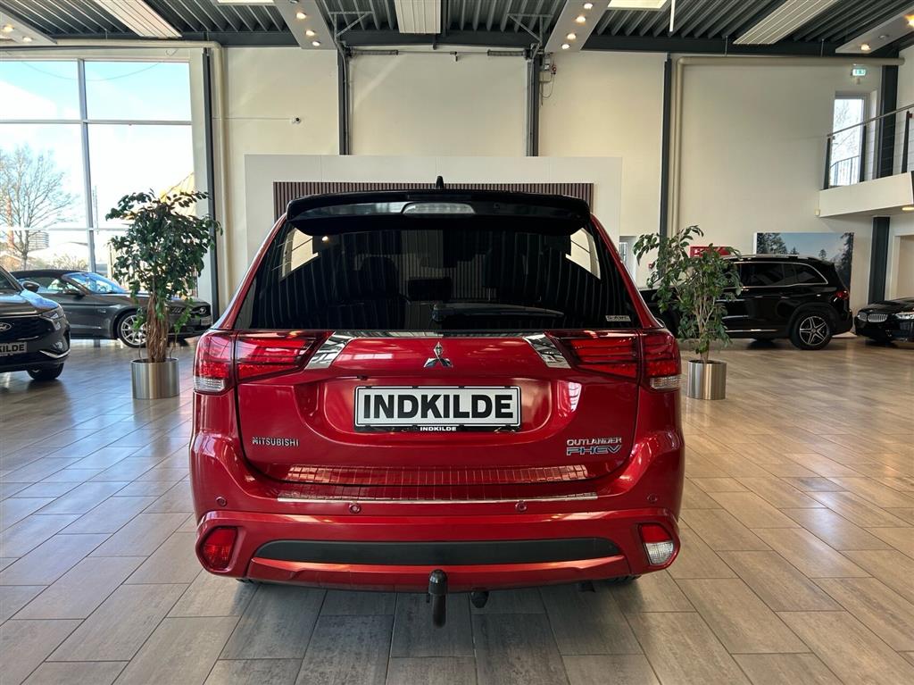Mitsubishi Outlander 2,0 PHEV Plugin-hybrid Instyle 4WD 200HK 5d 6g Trinl. Gear - Image 14