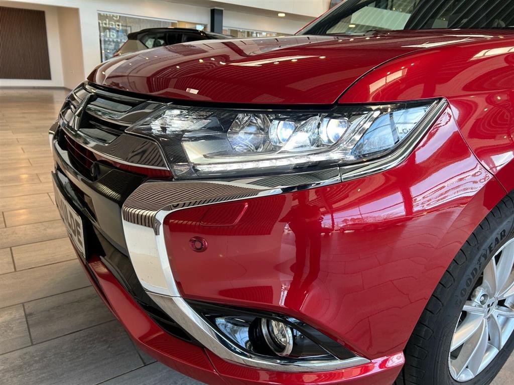 Mitsubishi Outlander 2,0 PHEV Plugin-hybrid Instyle 4WD 200HK 5d 6g Trinl. Gear - Image 16