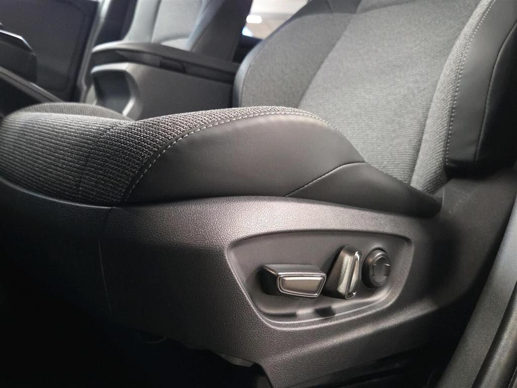 Toyota BZ4X EL Active Tech 224HK 5d Aut. - Image 14