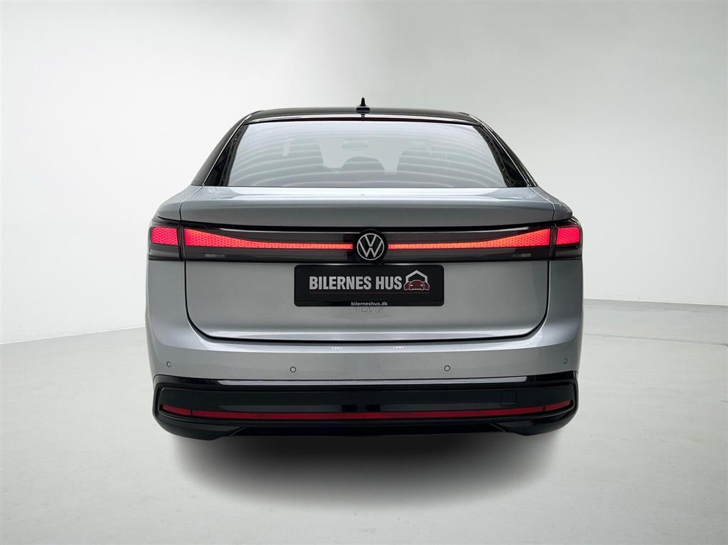 VW ID.7 EL Style+ 286HK 5d Aut. - Image 8