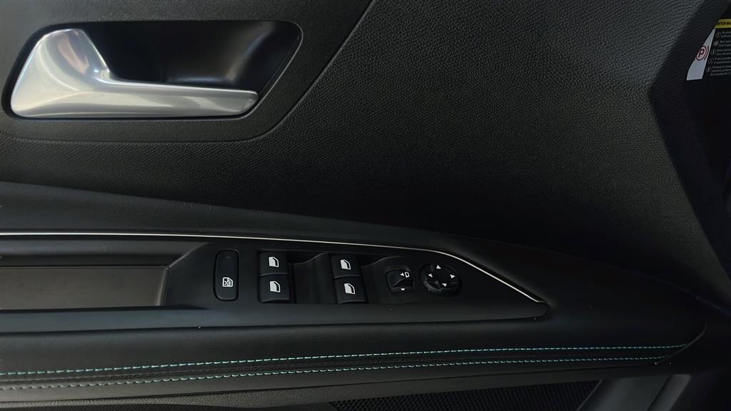 Peugeot 3008 1,6 Plugin-hybrid Allure Pack EAT8 225HK 5d 8g Aut. - Image 10