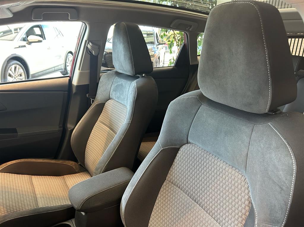 Toyota Auris 1,2 T Spirit 116HK 5d 6g - Image 6