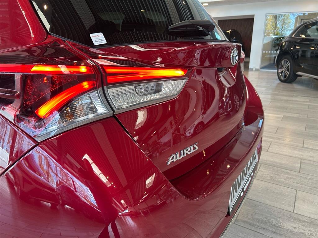 Toyota Auris 1,2 T Spirit 116HK 5d 6g - Image 17