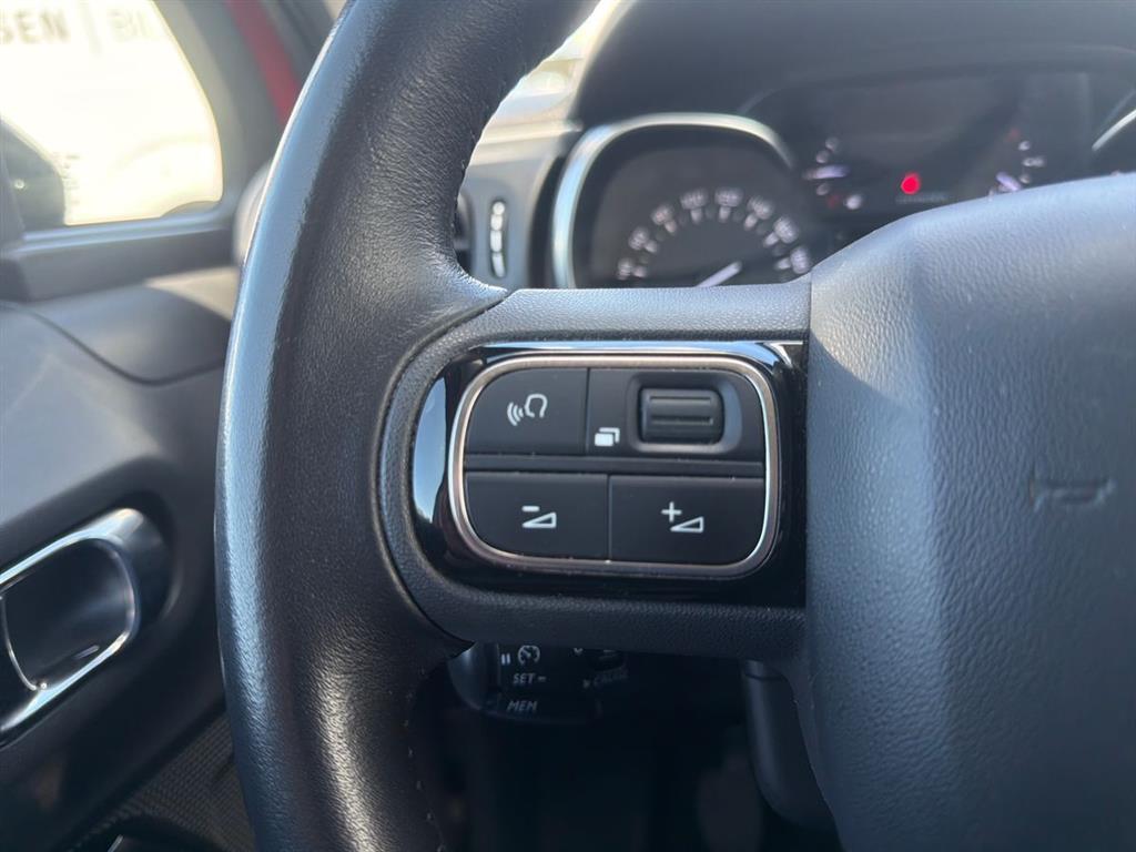 Citroën C3 1,2 PureTech Shine Sport 83HK 5d - Image 18
