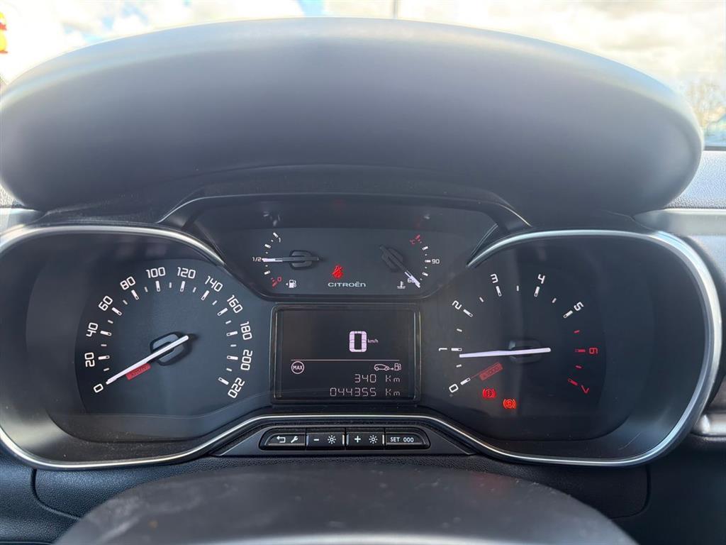 Citroën C3 1,2 PureTech Shine Sport 83HK 5d - Image 20