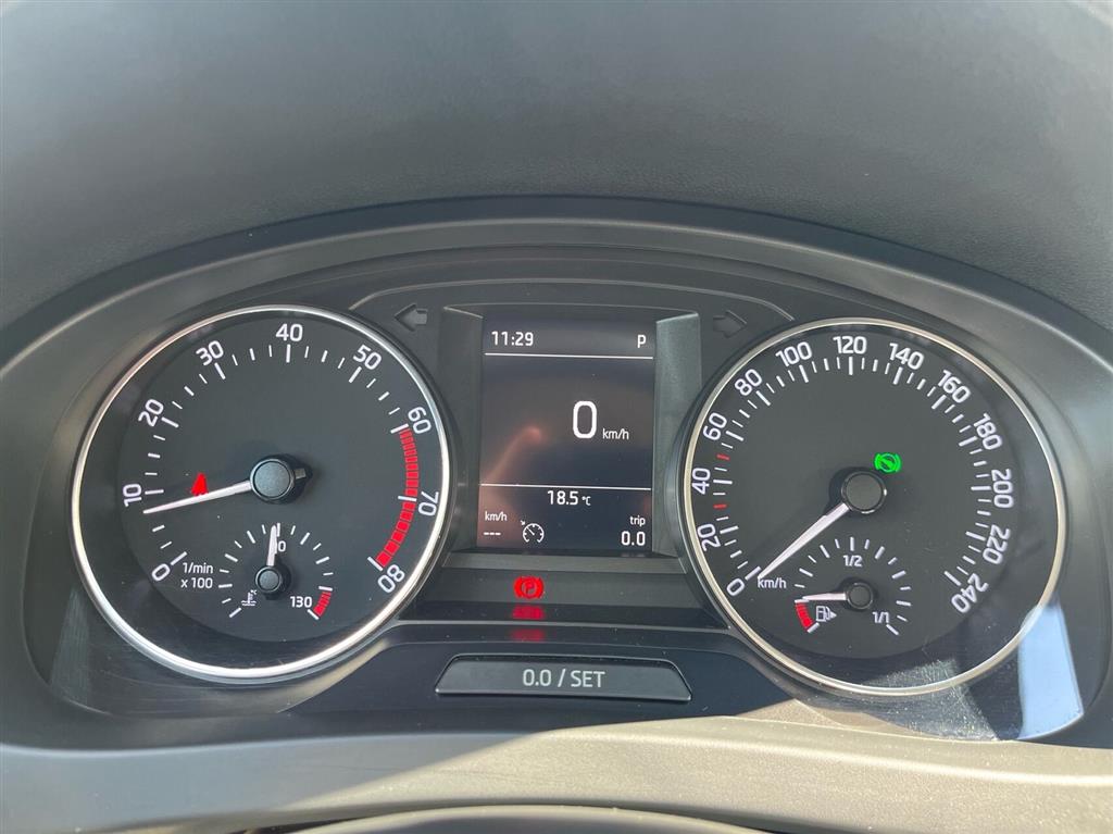 Skoda Rapid Spaceback 1,4 TSI Style DSG 125HK Stc 7g Aut. - Image 10
