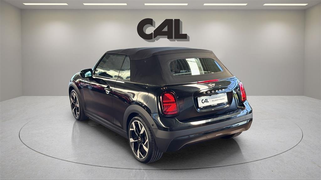Mini Cooper C 2,0 Classic Trim Option Level M Steptronic 163HK Cabr. 7g Aut. - Image 6