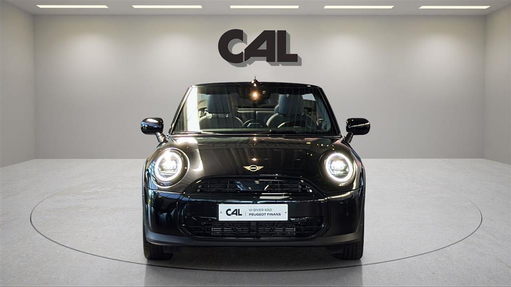 Mini Cooper C 2,0 Classic Trim Option Level M Steptronic 163HK Cabr. 7g Aut. - Image 4