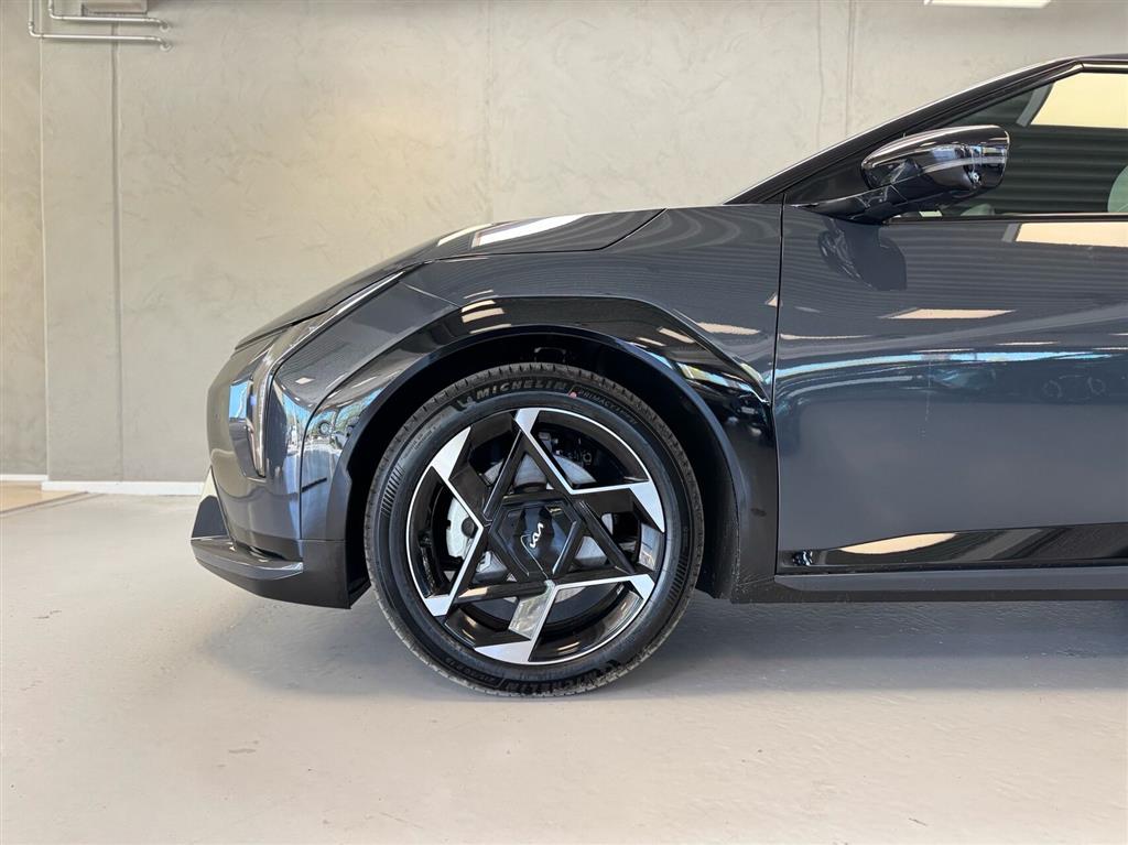 Kia EV4 EL Long Range GT-Line 204HK 5d Aut. - Image 4