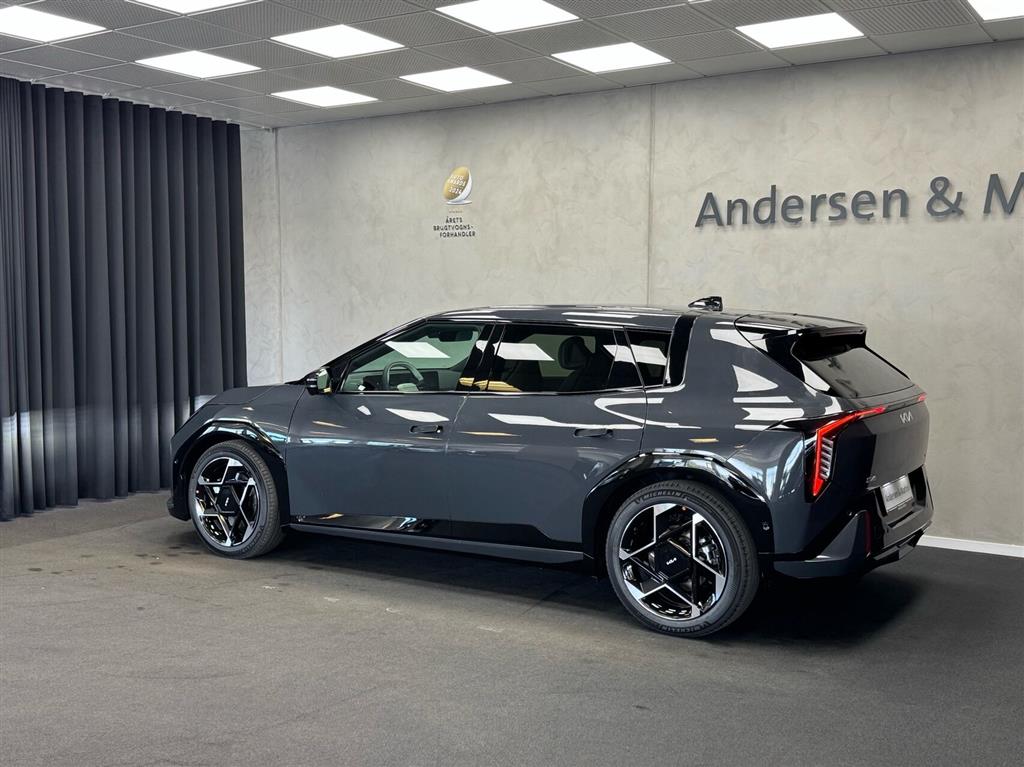 Kia EV4 EL Long Range GT-Line 204HK 5d Aut. - Image 3