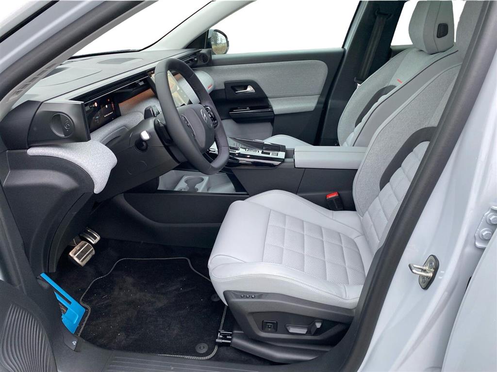 Citroën e-C5 Aircross EL VTR Sport 210HK 5d Aut. - Image 11