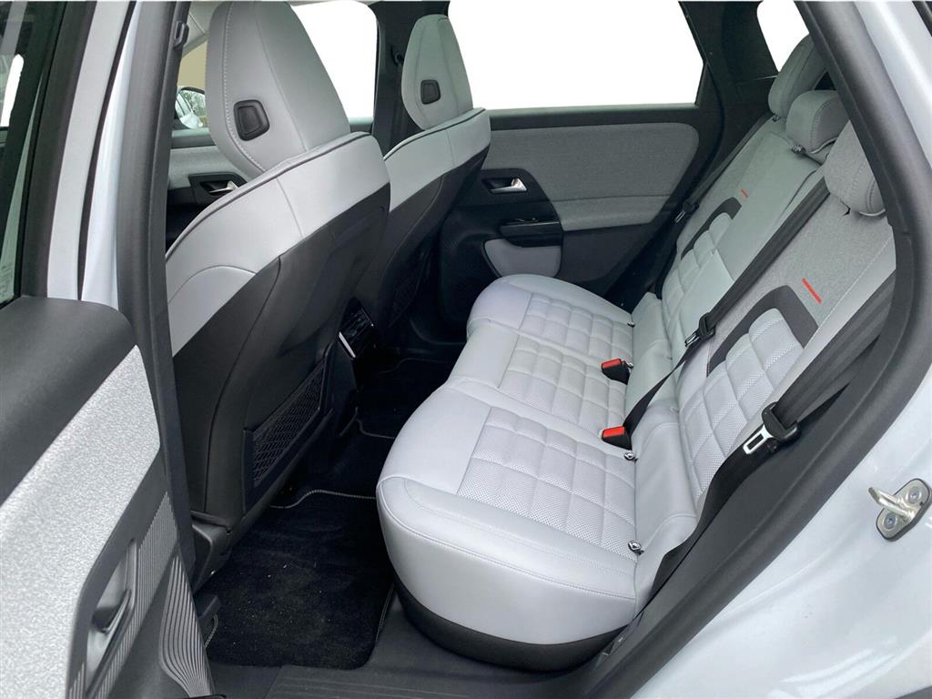 Citroën e-C5 Aircross EL VTR Sport 210HK 5d Aut. - Image 12