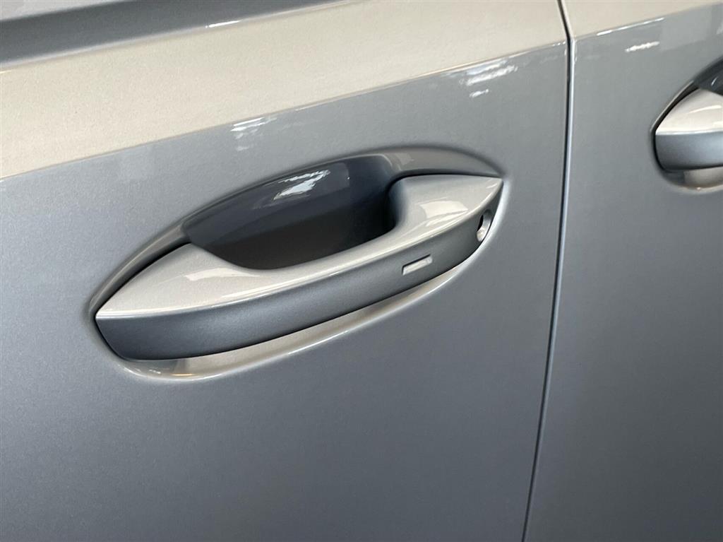 VW ID.Buzz Lang EL Pro 286HK Aut. - Image 6