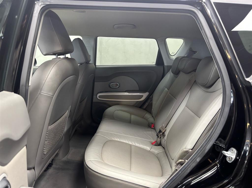 Kia Soul EL Advance 111HK 5d Aut. - Image 13