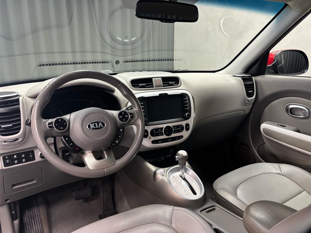 Kia Soul EL Advance 111HK 5d Aut. - Image 14