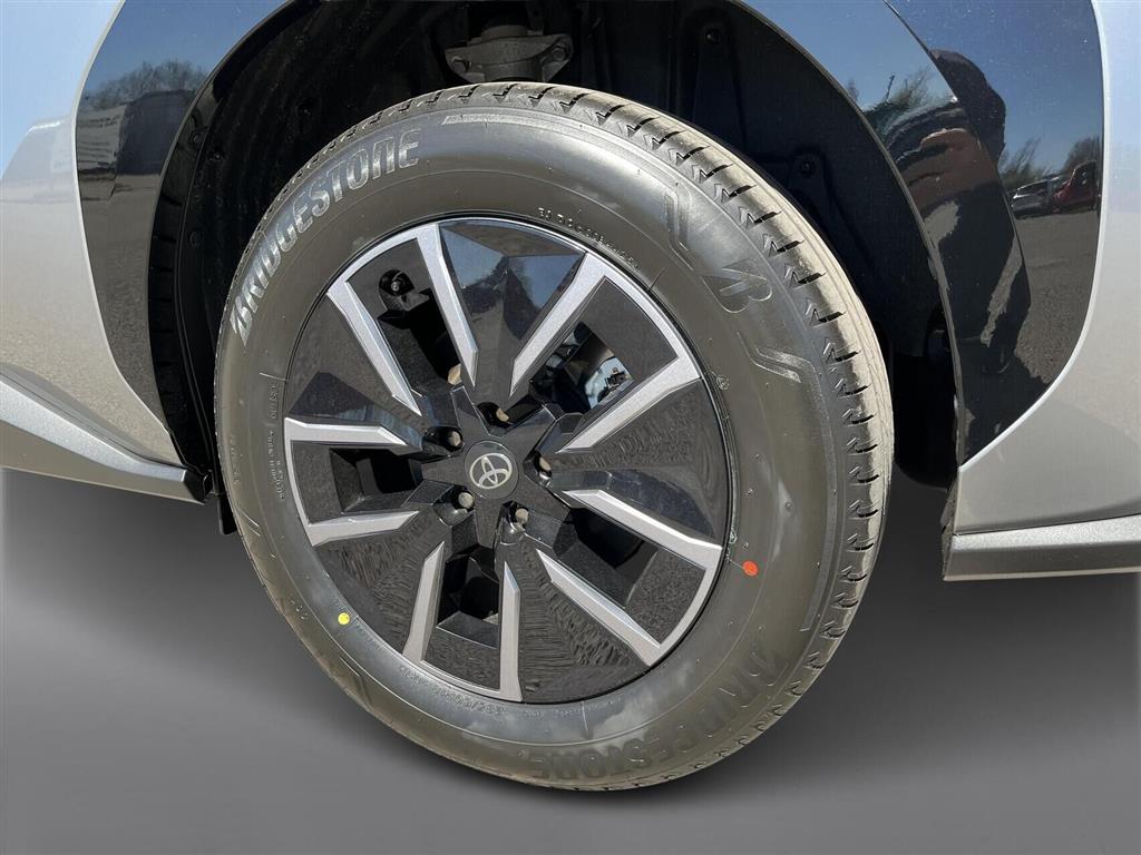 Toyota BZ4X EL Active Tech 224HK 5d Aut. - Image 9