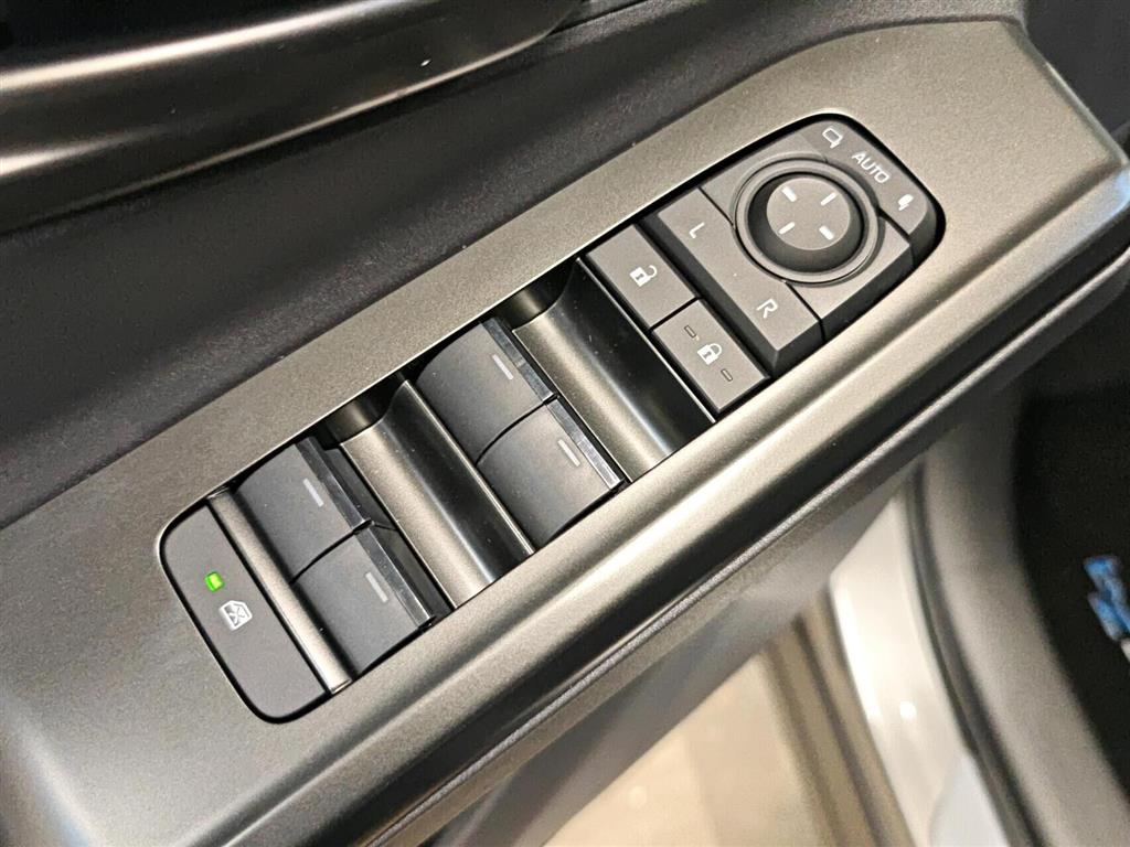 Toyota BZ4X EL Active Tech 224HK 5d Aut. - Image 7