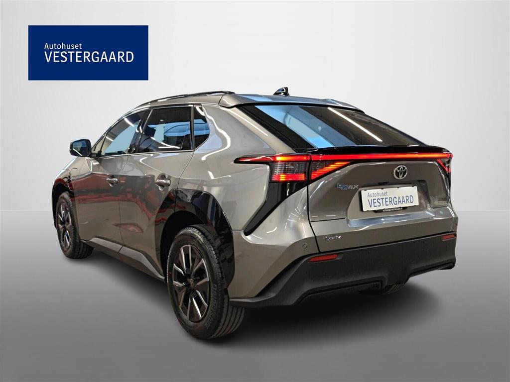 Toyota BZ4X EL Active Tech 224HK 5d Aut. - Image 3