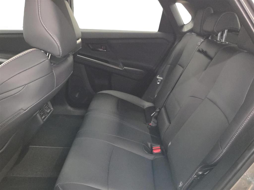 Toyota BZ4X EL Executive 224HK 5d Aut. - Image 5