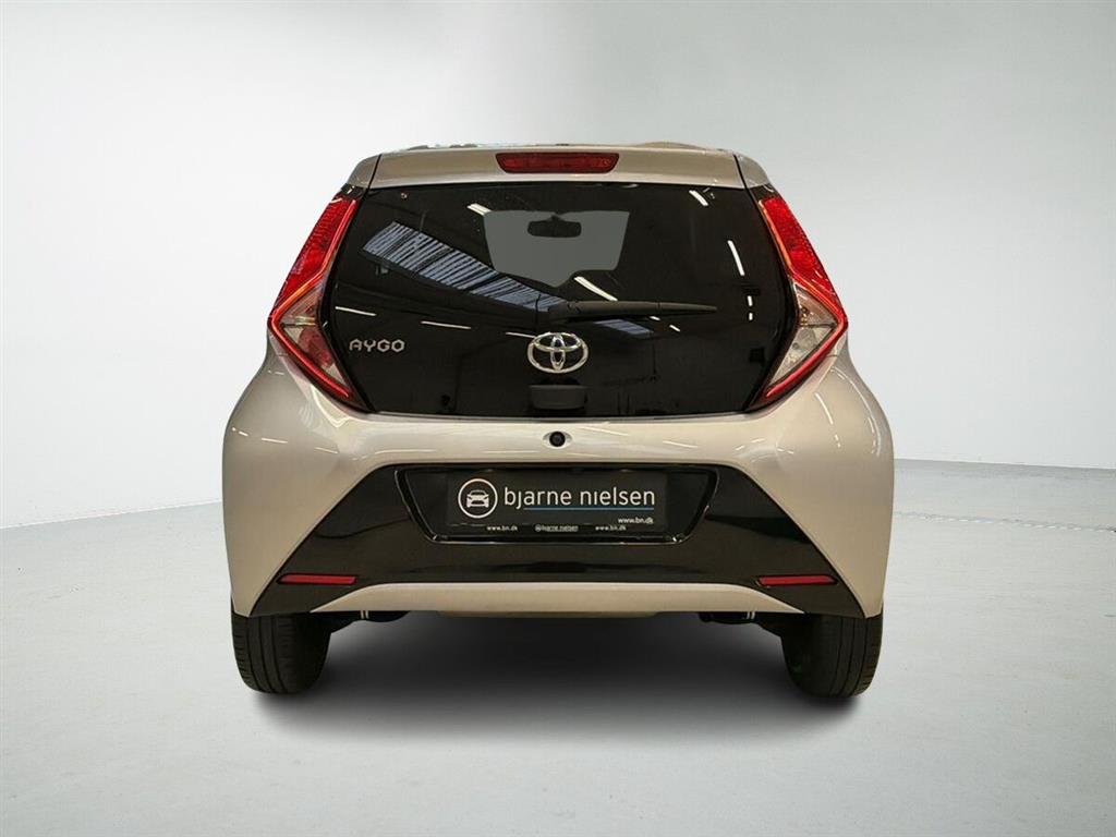 Toyota Aygo 1,0 VVT-I X-Press 72HK 5d - Image 7