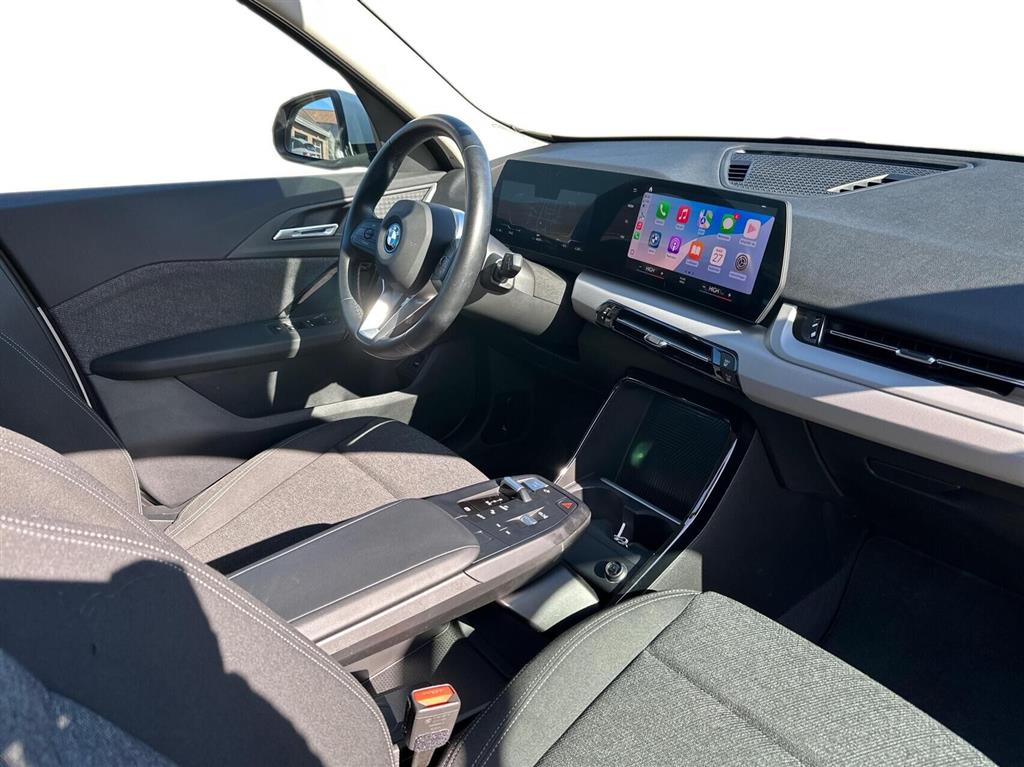 BMW iX1 xDrive30 EL xLine 4x4 313HK 5d Aut. - Image 11