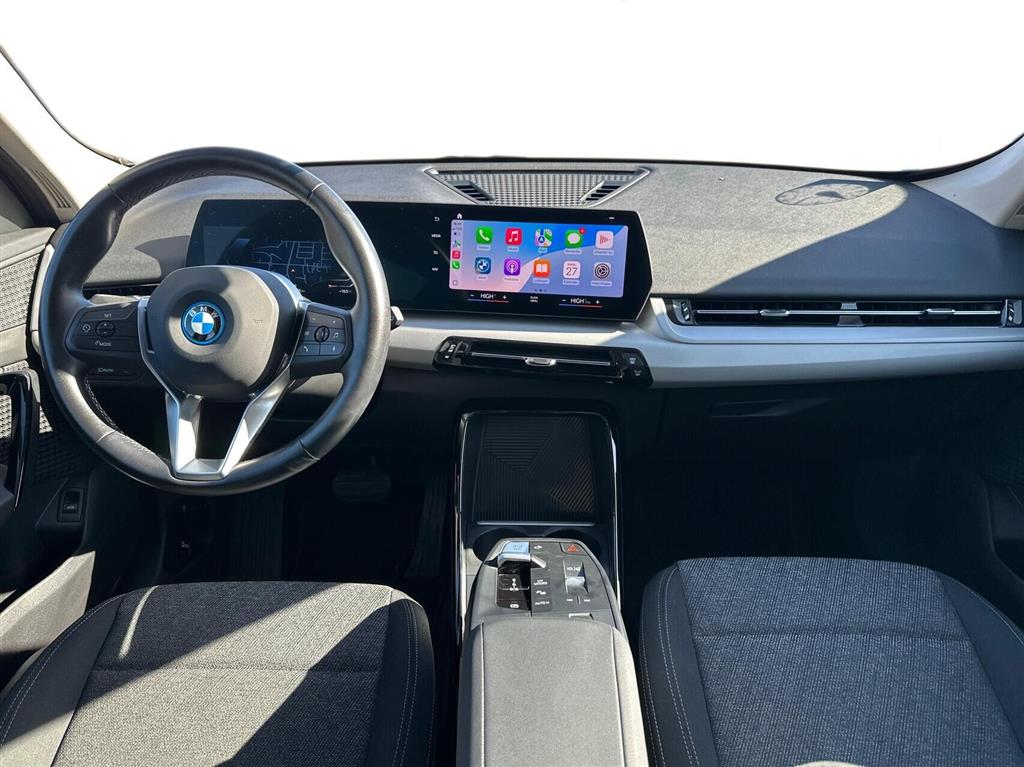 BMW iX1 xDrive30 EL xLine 4x4 313HK 5d Aut. - Image 4