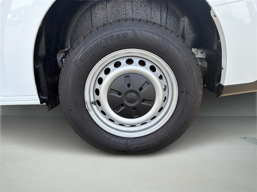 VW e-Transporter T19 Kort EL Comfort 136HK Van Aut. - Image 8