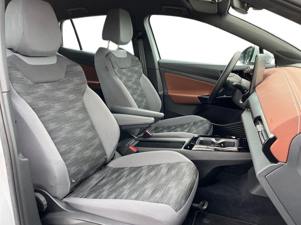 VW ID.5 EL Pro Performance 204HK 5d Aut. - Image 14