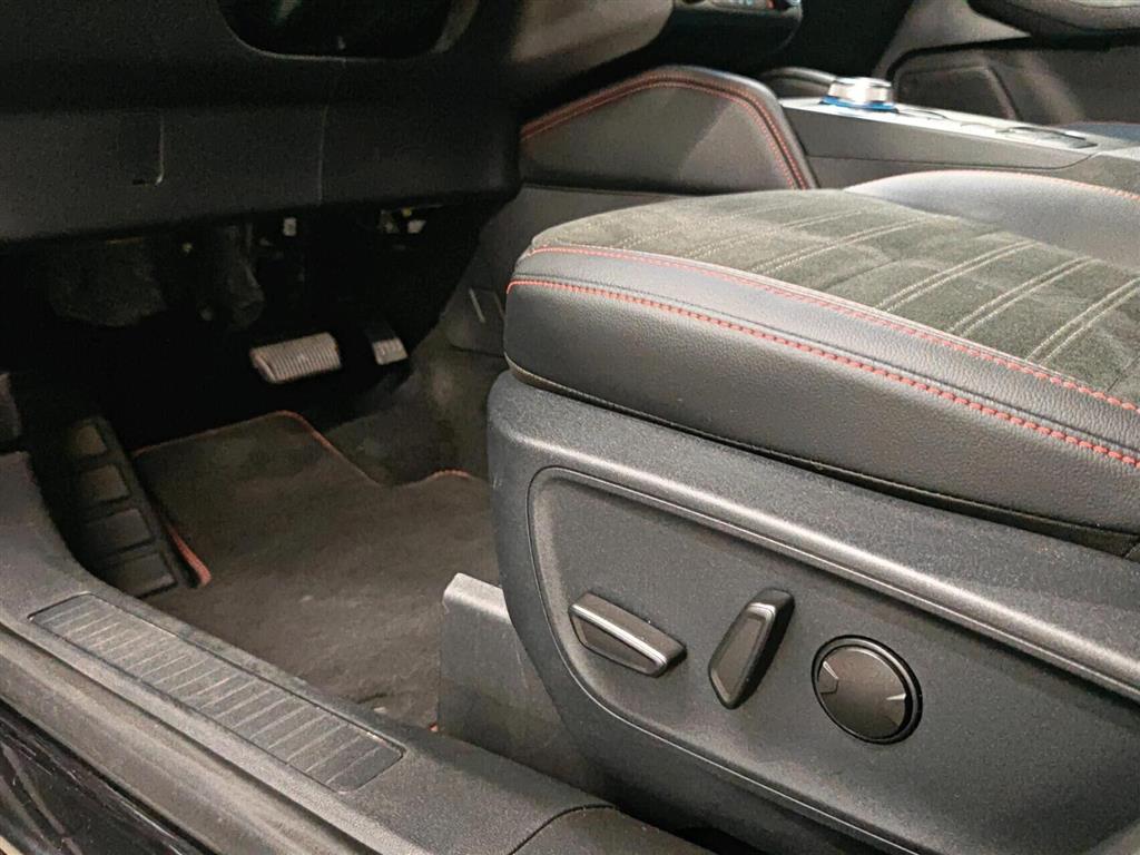 Ford Kuga 2,5 Plugin-hybrid ST-Line X CVT 225HK 5d Trinl. Gear - Image 9