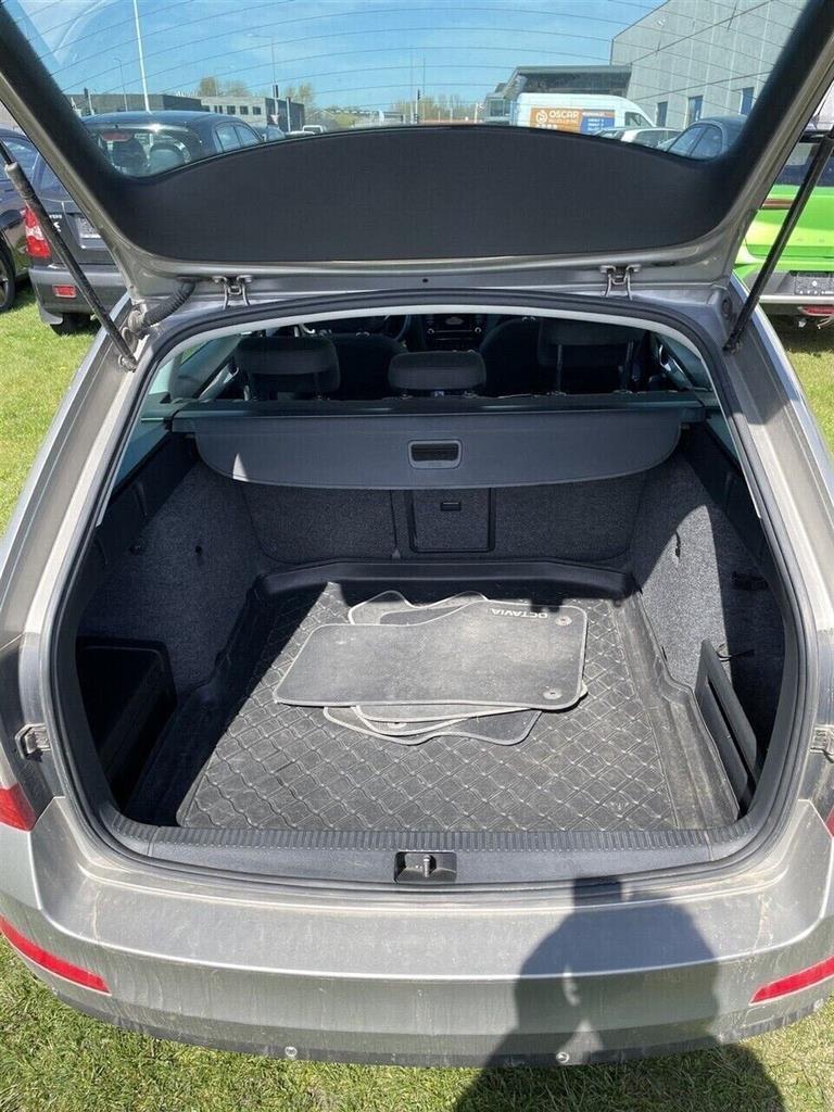 Skoda Octavia Combi 1,8 TSI Style DSG 180HK Stc 7g Aut. - Image 8