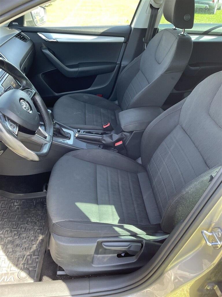 Skoda Octavia Combi 1,8 TSI Style DSG 180HK Stc 7g Aut. - Image 9