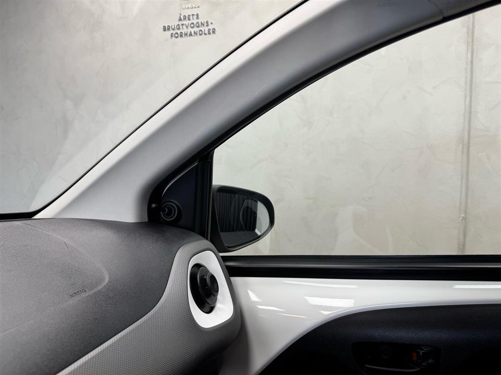 Citroën C1 1,0 VTi VTR 72HK 5d - Image 11
