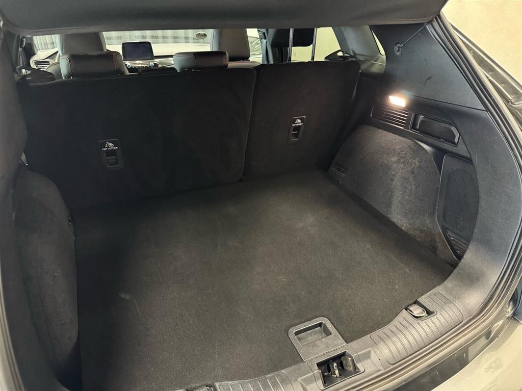 Ford Kuga 2,5 Plugin-hybrid ST-Line X CVT 225HK 5d Trinl. Gear - Image 8